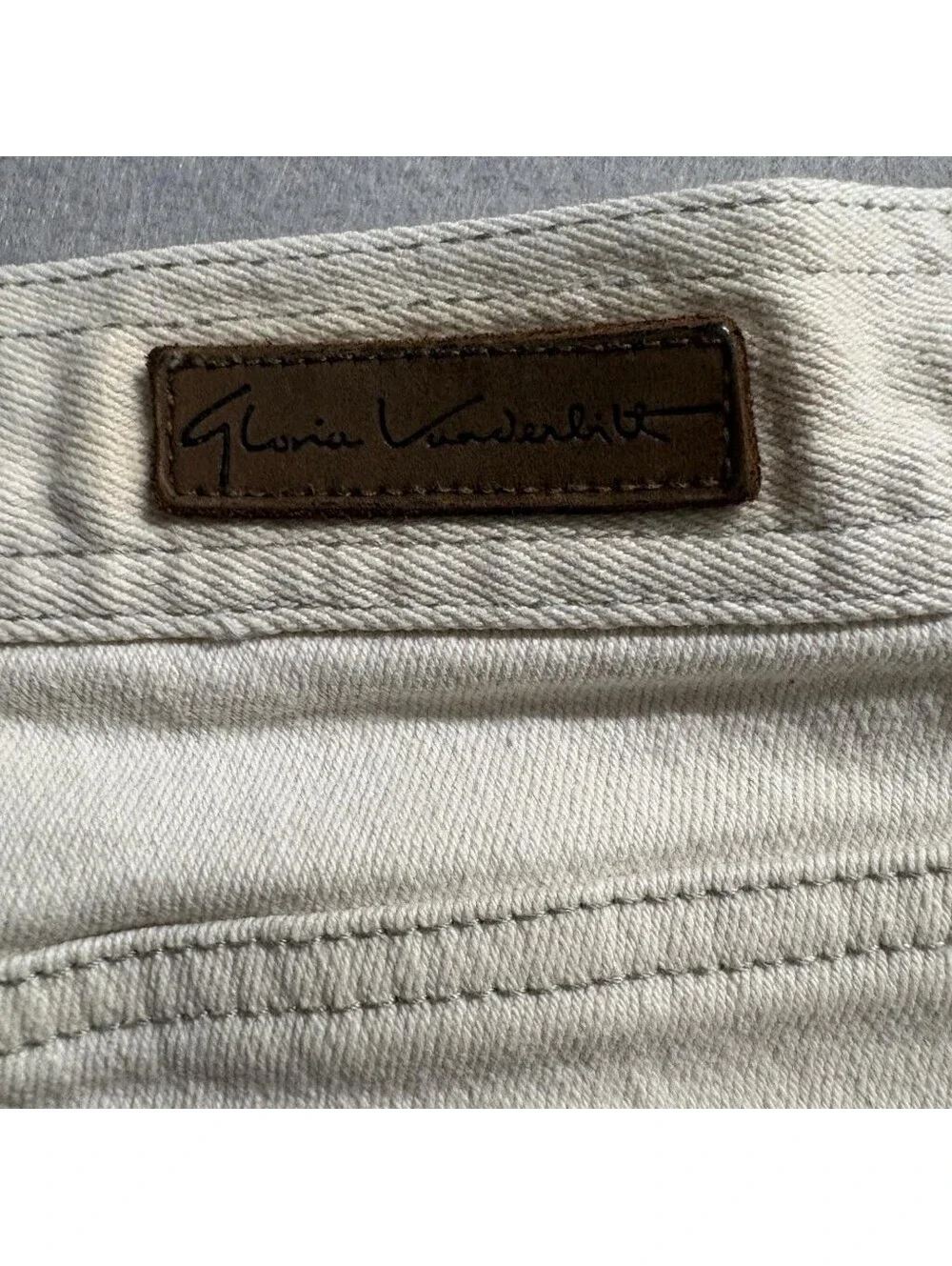 Gloria Vanderbilt Stretch Jeans Womens 10 Petite Beige Denim High Rise Straight